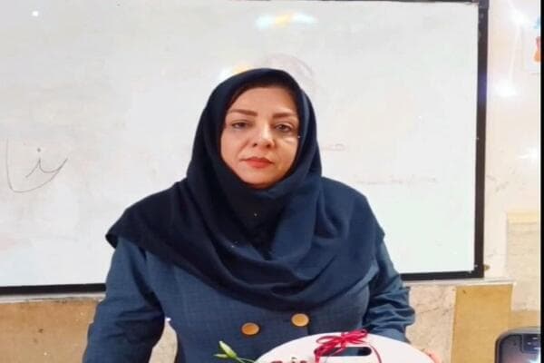 Zahra Mashhadi