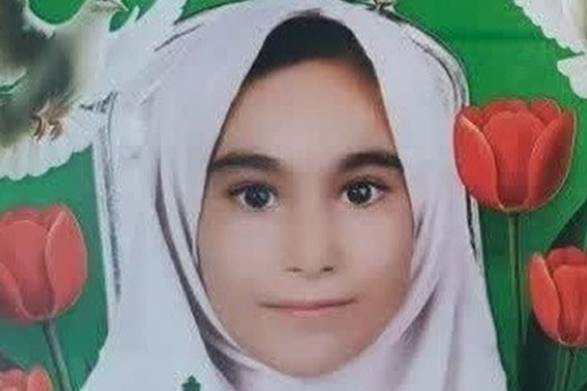 Zeinab Papey